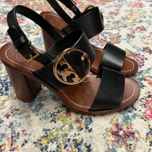 Tory Burch open toe sandal || size 8.5